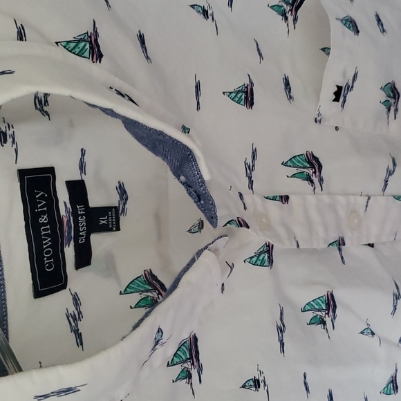 Crown & Ivy short sleeve shirt - Picture 3 of 8